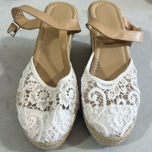 Just fab, size 7, tan, and white